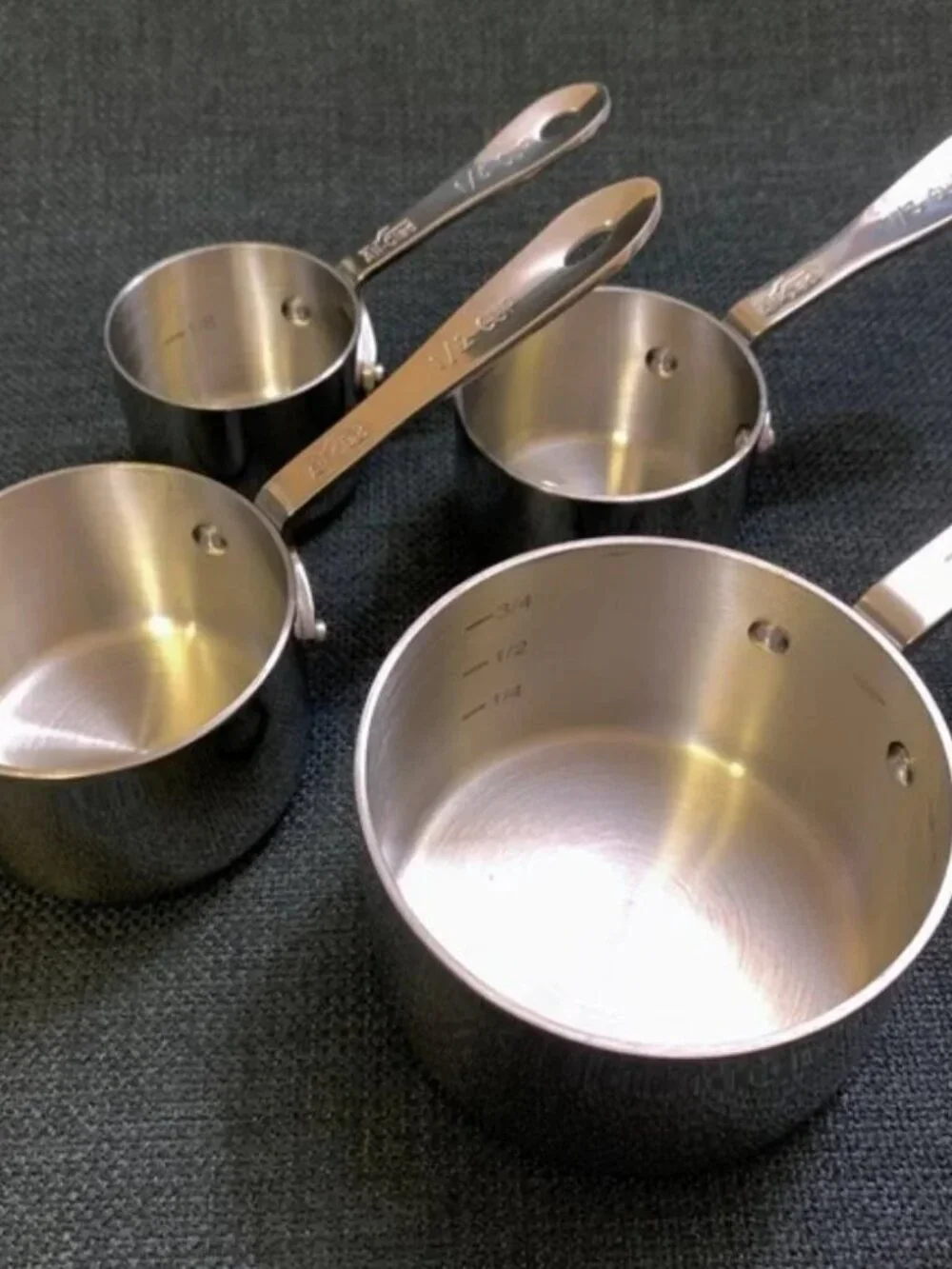 ALL CLAD Heavy Gauge Stainless Steel Measuring Cups w/ 4 Riveted Handles